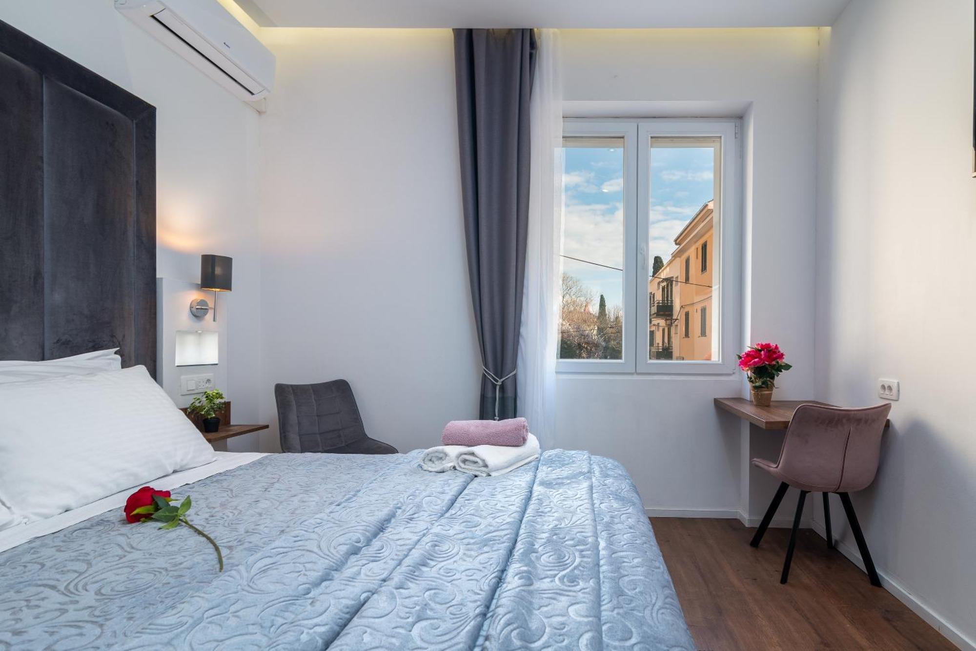 Antares Luxury Rooms 1 Split Eksteriør bilde